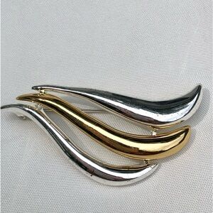 Napier vintage swish polished brooch pin